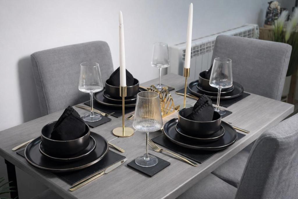 Spacious 1 Bed Apartment Retreat — photo 2